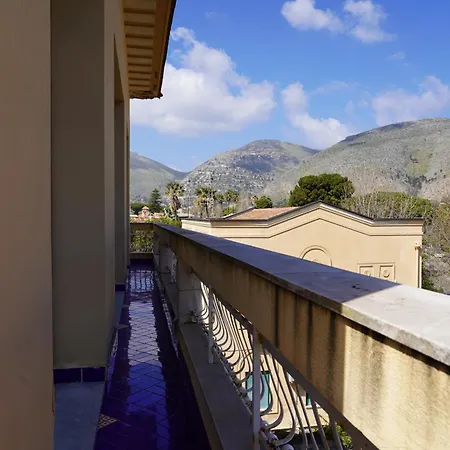 Sirene Blu Mondello * باليرمو