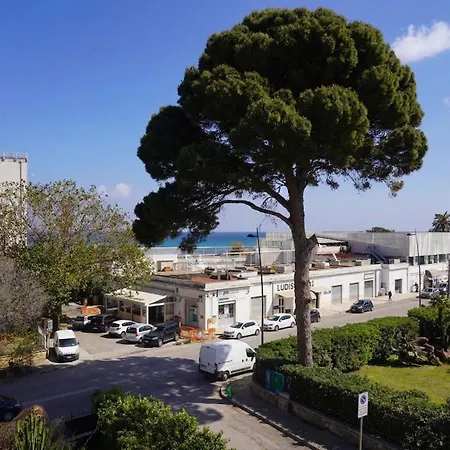 Sirene Blu Mondello